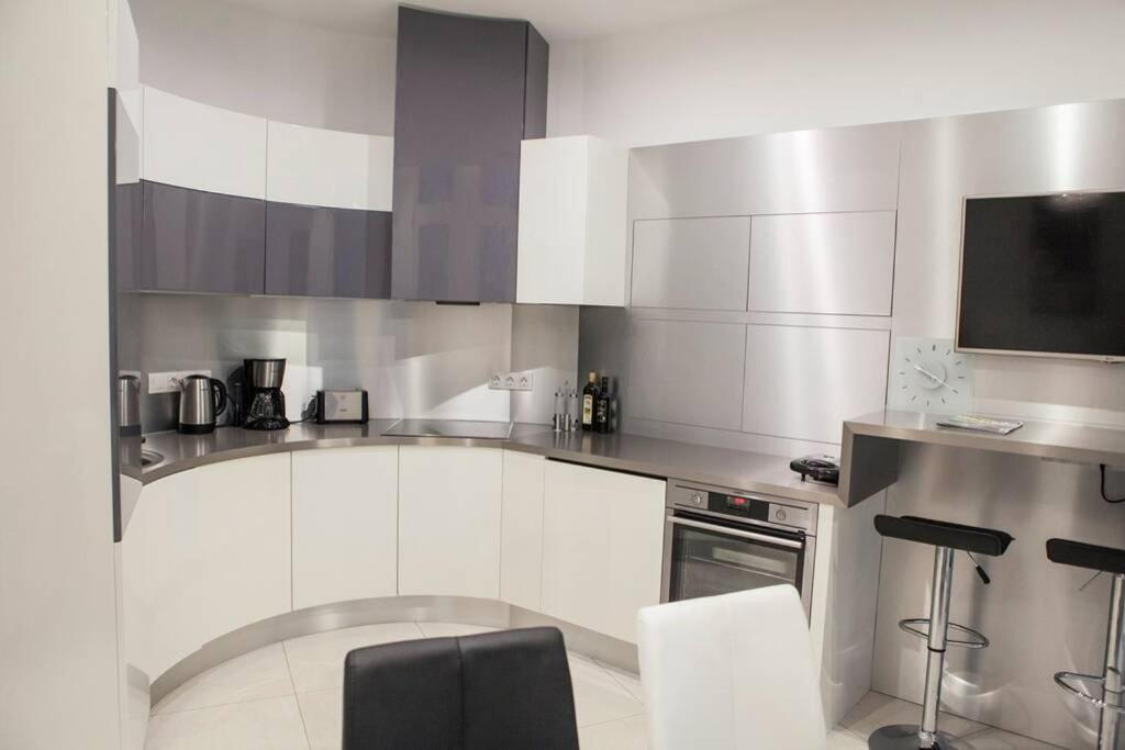 Downtown Ulloi 3 Apartament Budapesta